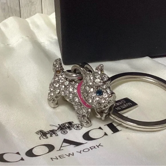 Coach Vintage 3D Pave Rhinestone dog Keyfob  EUC - Picture 3 of 3